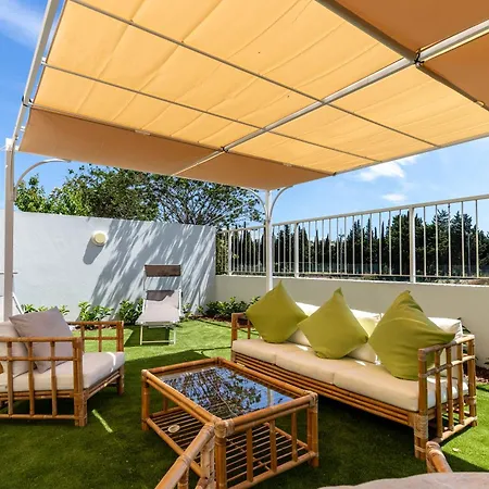 Ginett's House Quartello Куарту-Сант'Элена