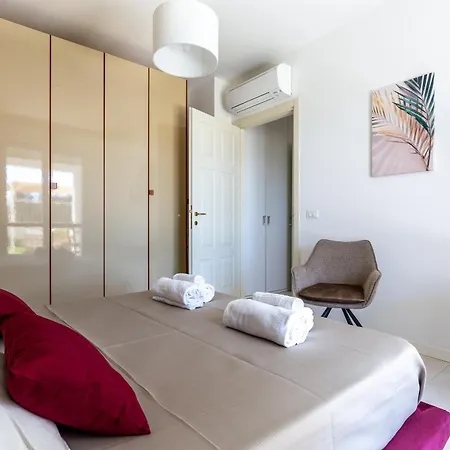 Ginett's House Quartello Apartment Quartu SantʼElena